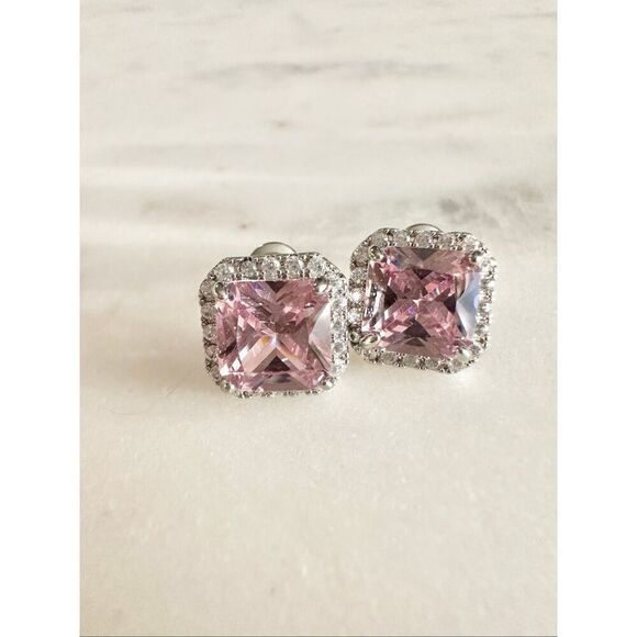 No Brand Jewelry - Light pink princess cut cubic zirconia sparkly stud earrings
